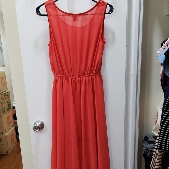 High-low Dress - Picture 2 of 2